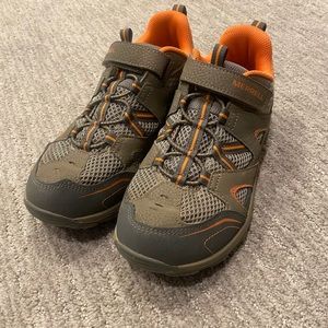 Boys Merrell Trail Racer Youth Size 6